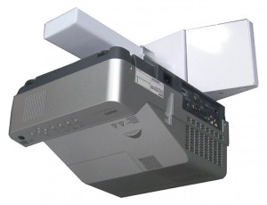 SANYO Data Projector PDG DWL2500
